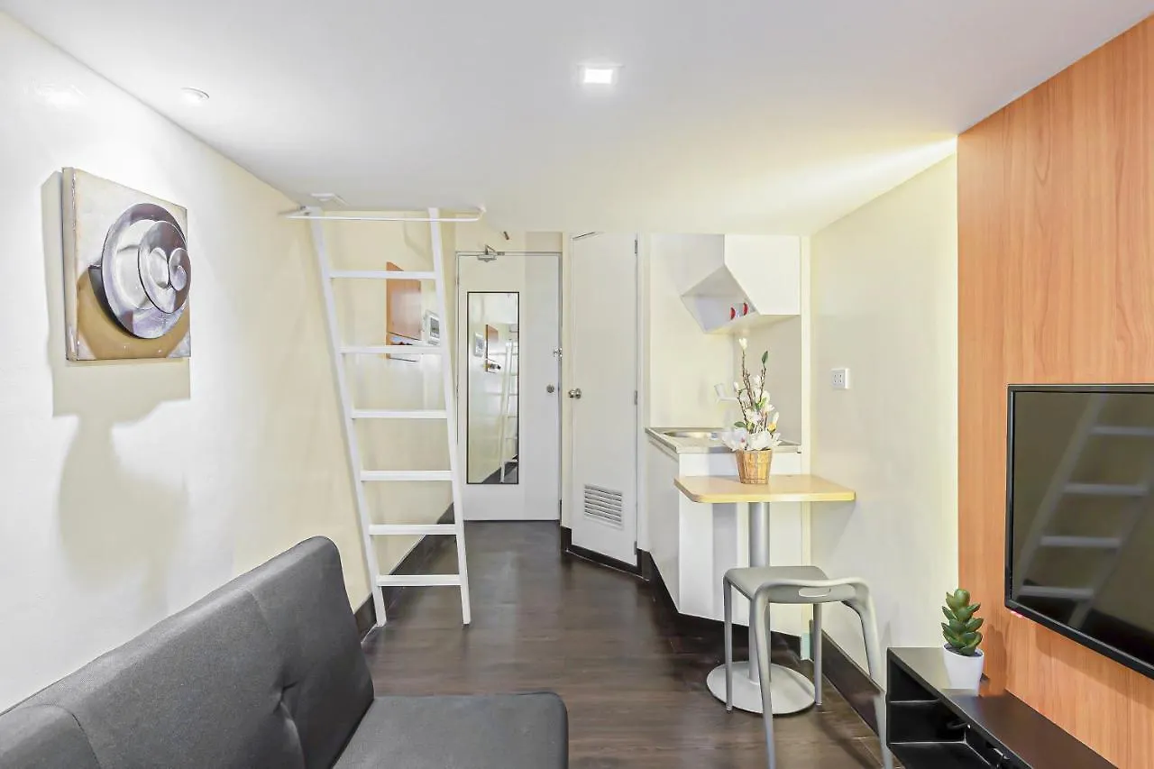Selah Lofts Hotel Pasay 3*,  Philippines